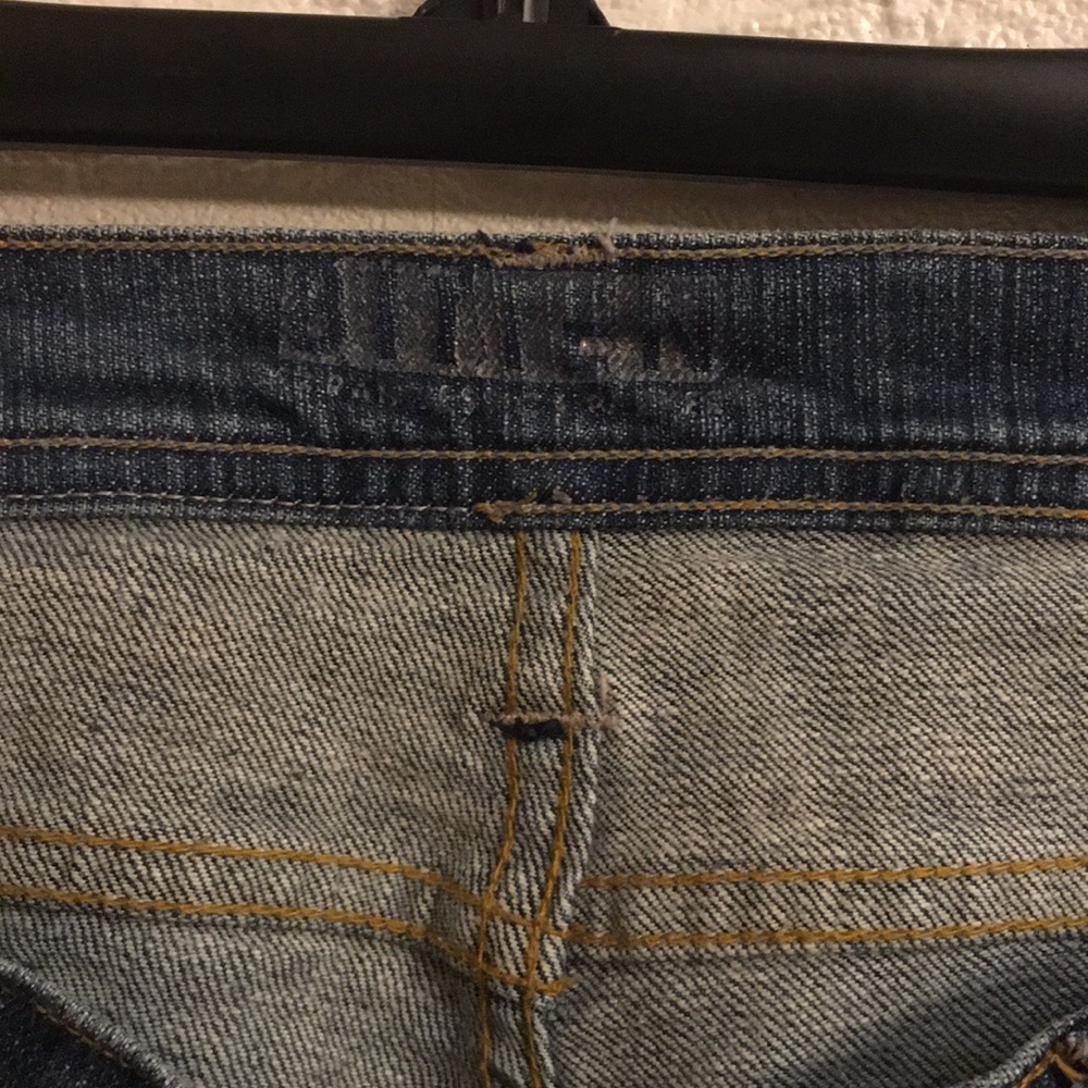 Jeans - Picture 2 of 5